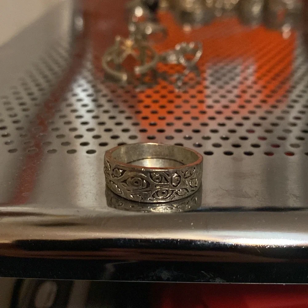 SELLING RINGS 💍💍💍💍